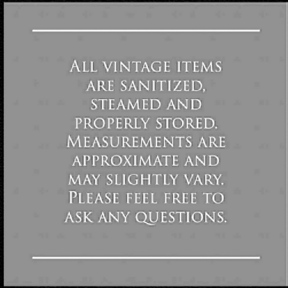 Vintage Button Down - Picture 7 of 8